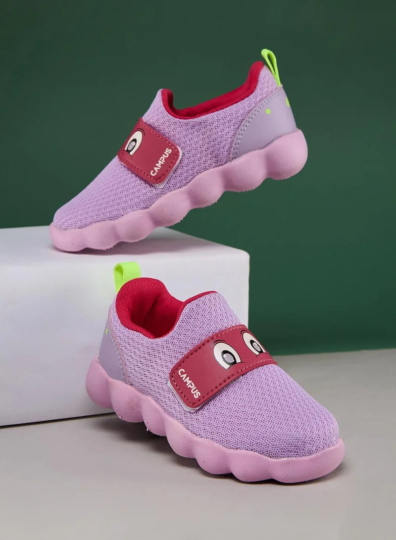 كامبس أحذية رياضية للأطفال سهلة الارتداء بتصميم عصري للعب طوال اليوم